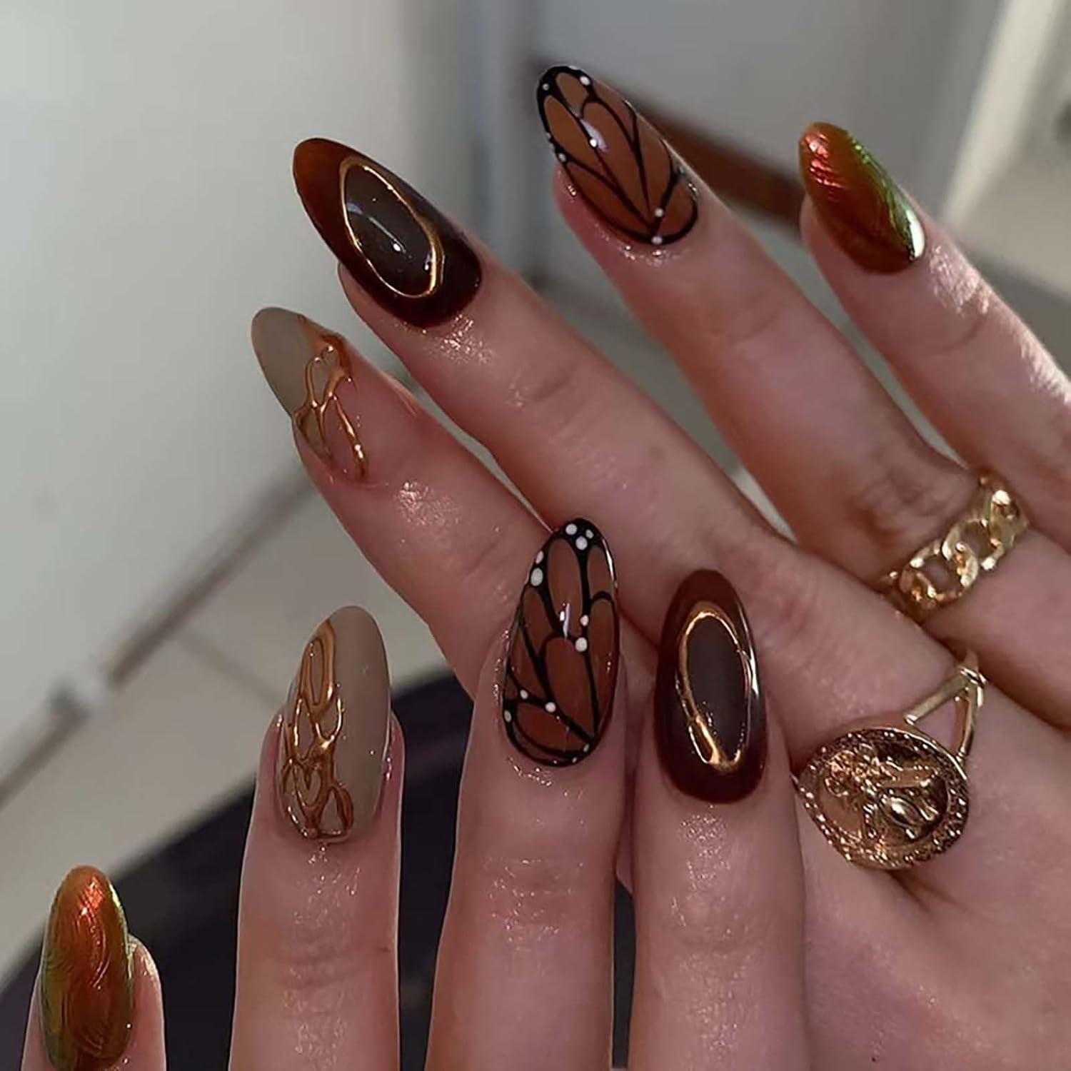 Buttterfly Press on Nails Medium Almond Fake Nails Brown Press on False Nails with Butterfly and Striped Design Fall Nails for Women 24Pcs - All Things Beauty -
